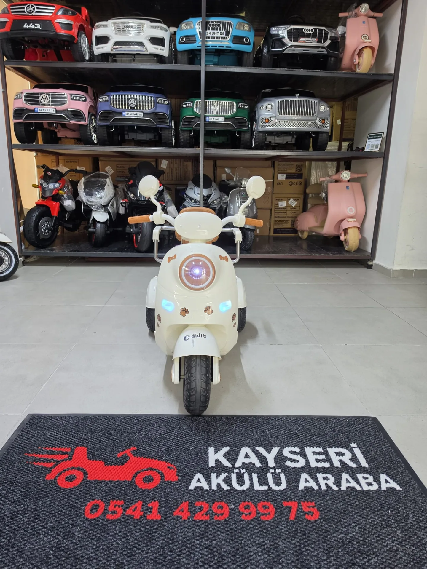12 VOLT ÇİFT KİŞİLİK MOTOR 